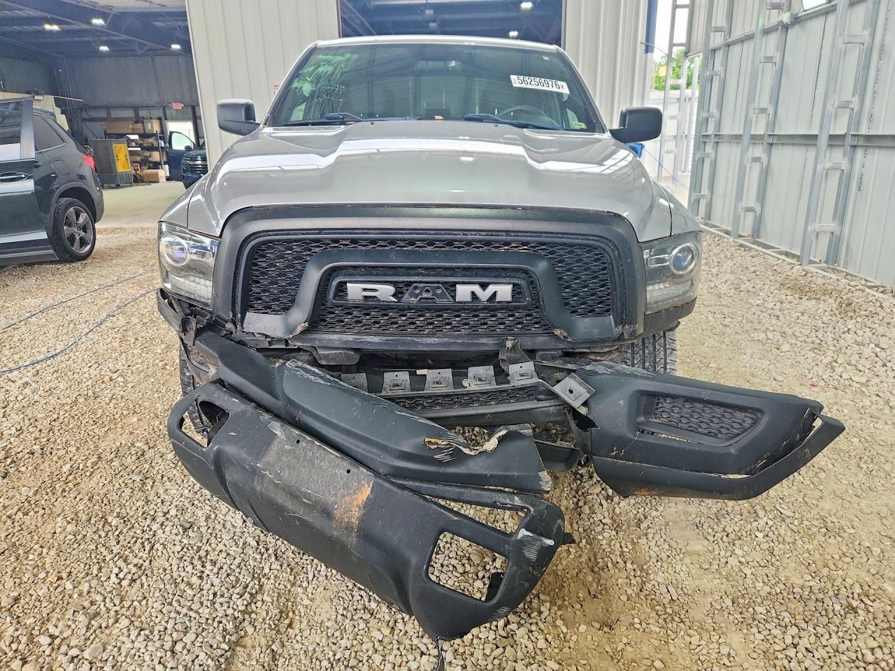 2022 Ram 1500 Classic Slt - Image 5