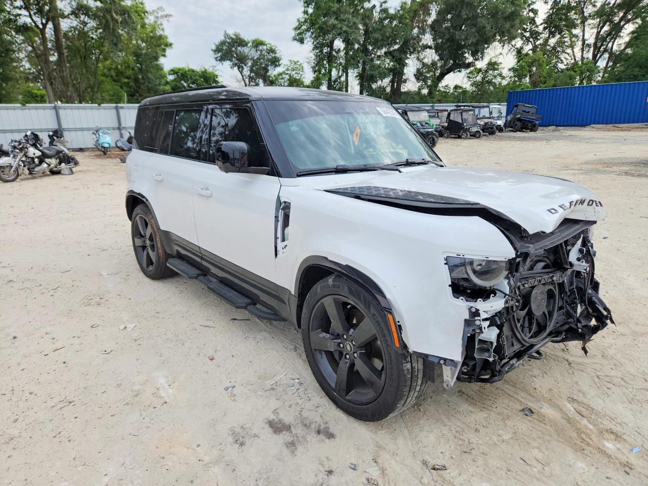 2025 Land Rover Defender 110 X-Dynamic Se - Фото 4