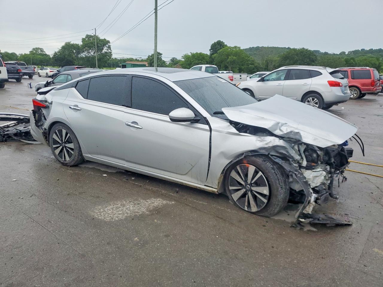 2019 Nissan Altima Sv - Image 4