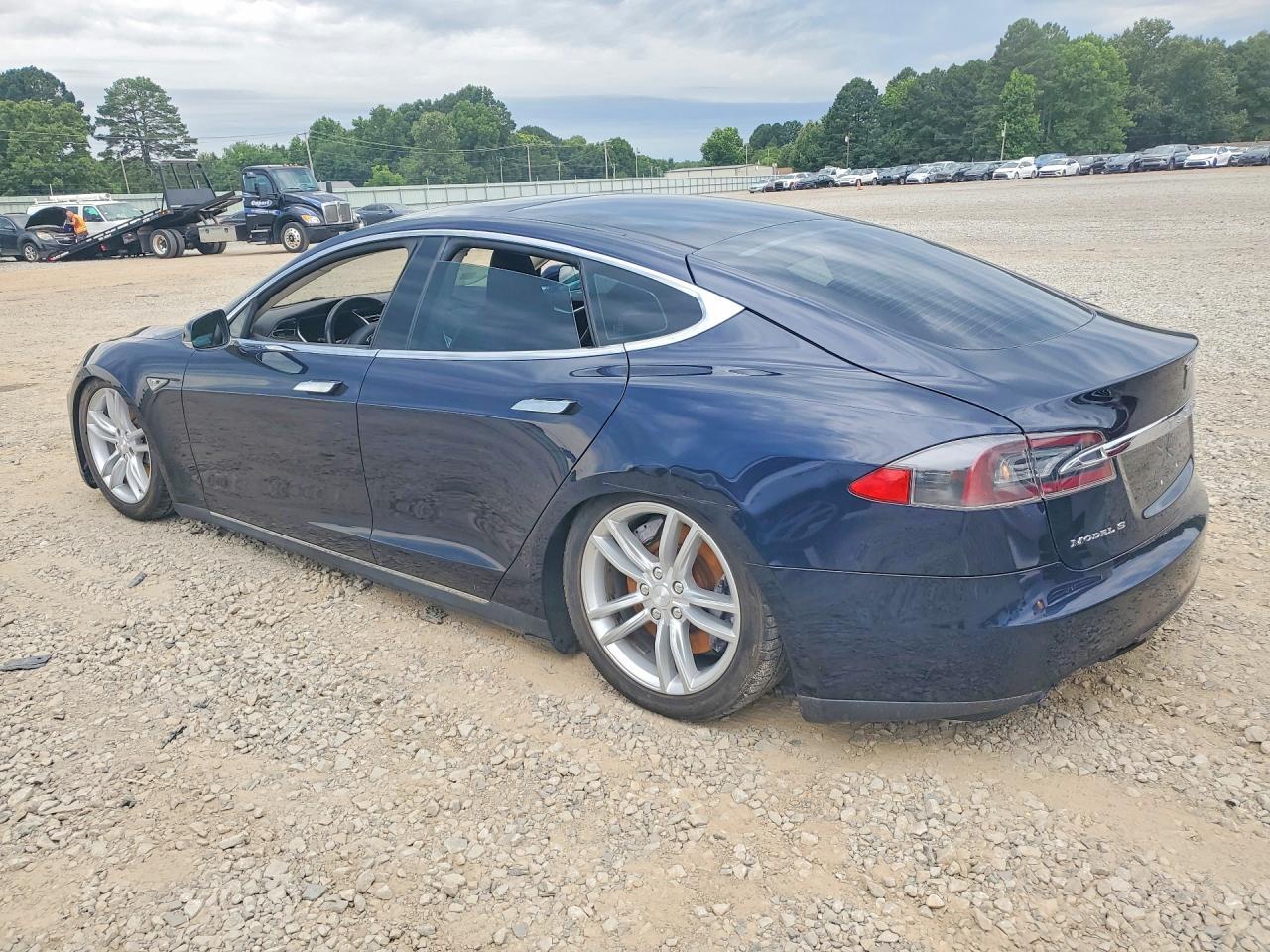 2013 Tesla Model S - Image 2