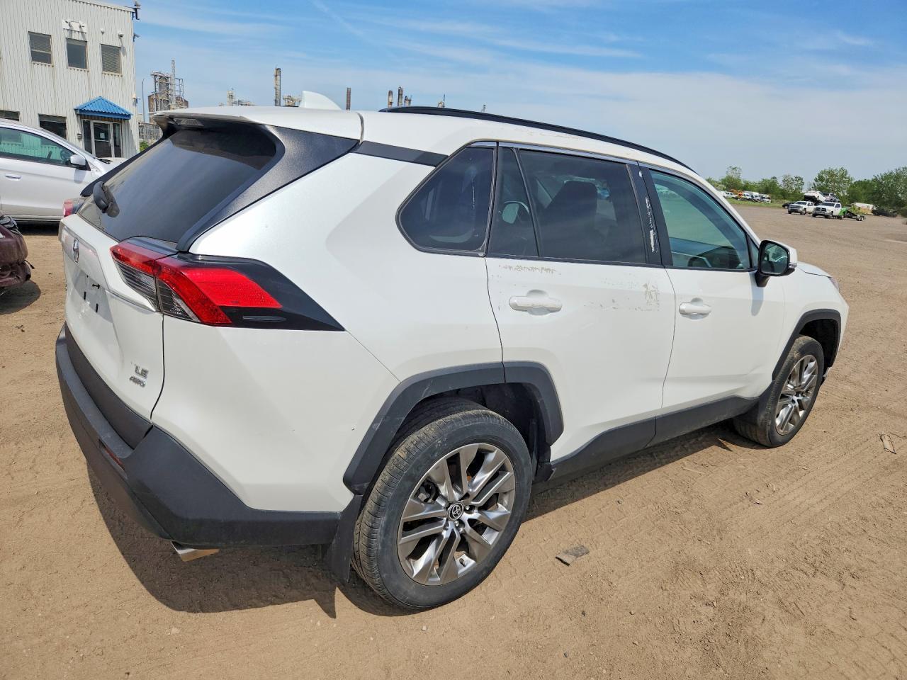 2023 Toyota Rav4 Xle - Фото 3