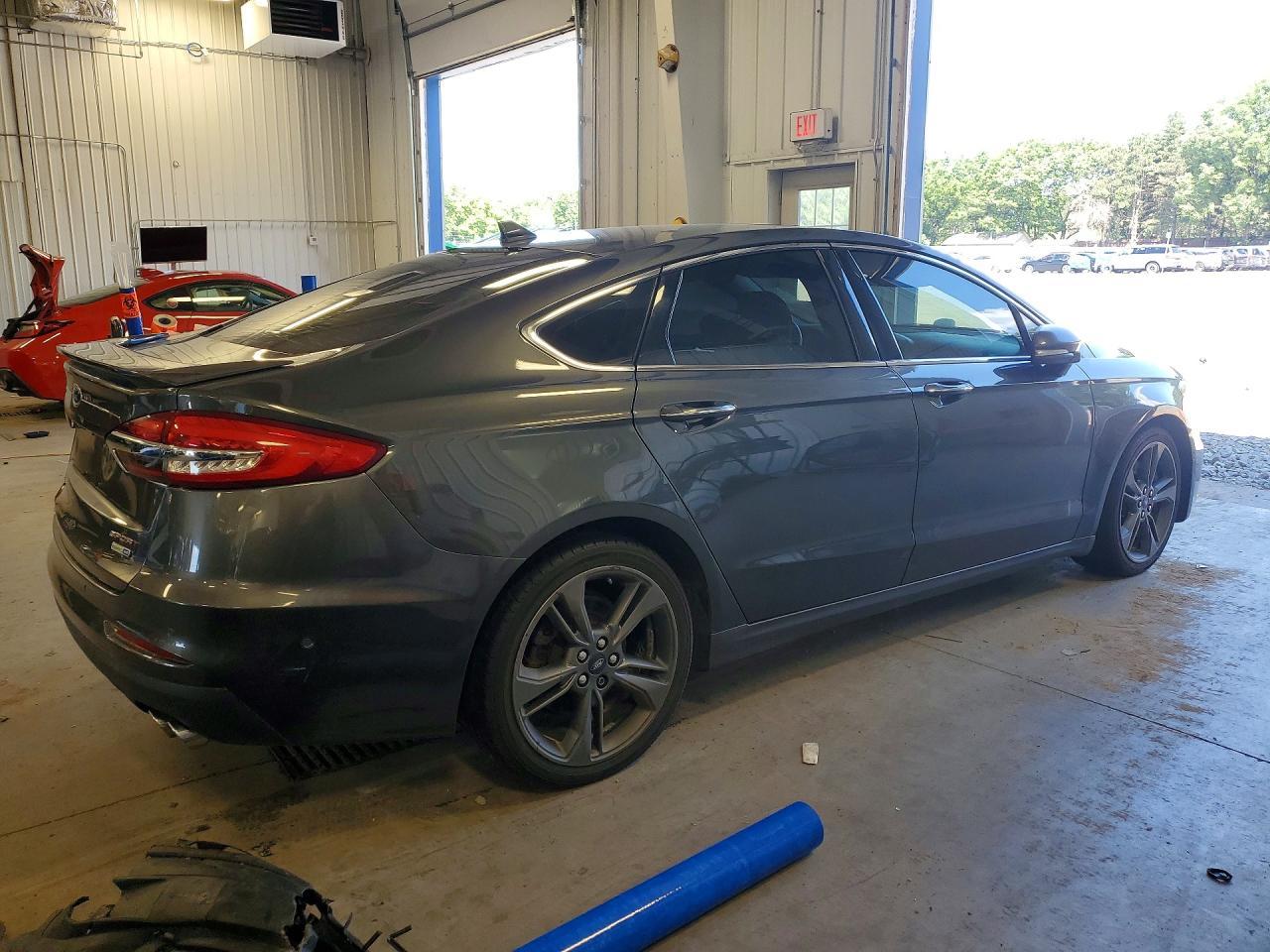 2019 Ford Fusion Sport - Image 3