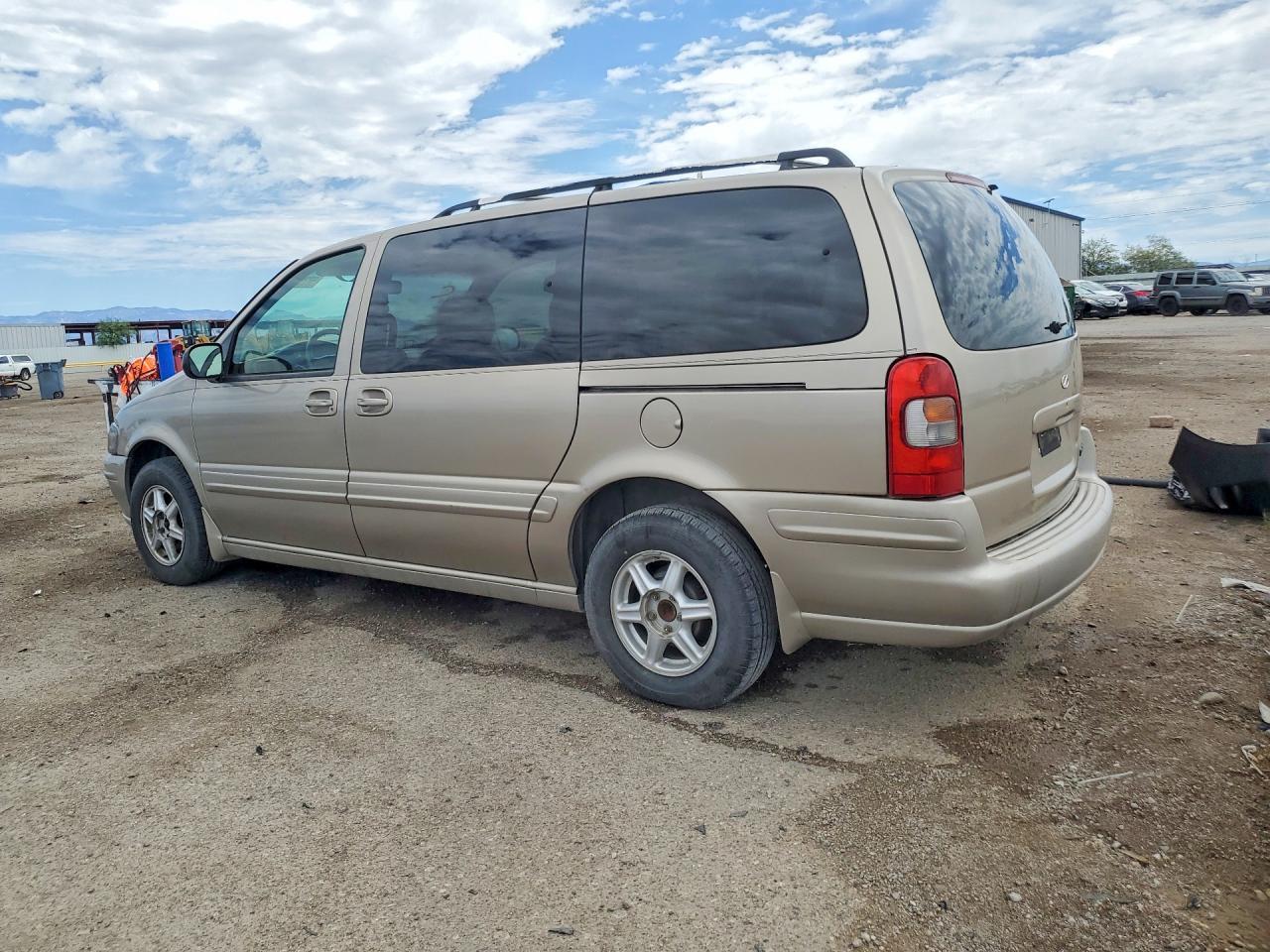 2000 Oldsmobile Silhouette - Image 2