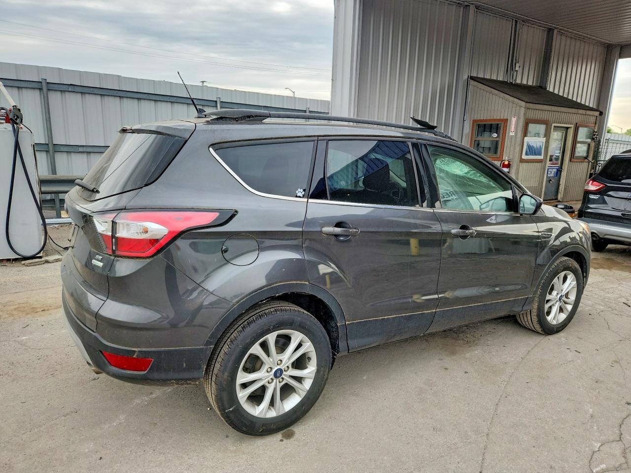 2018 Ford Escape Se - Фото 3