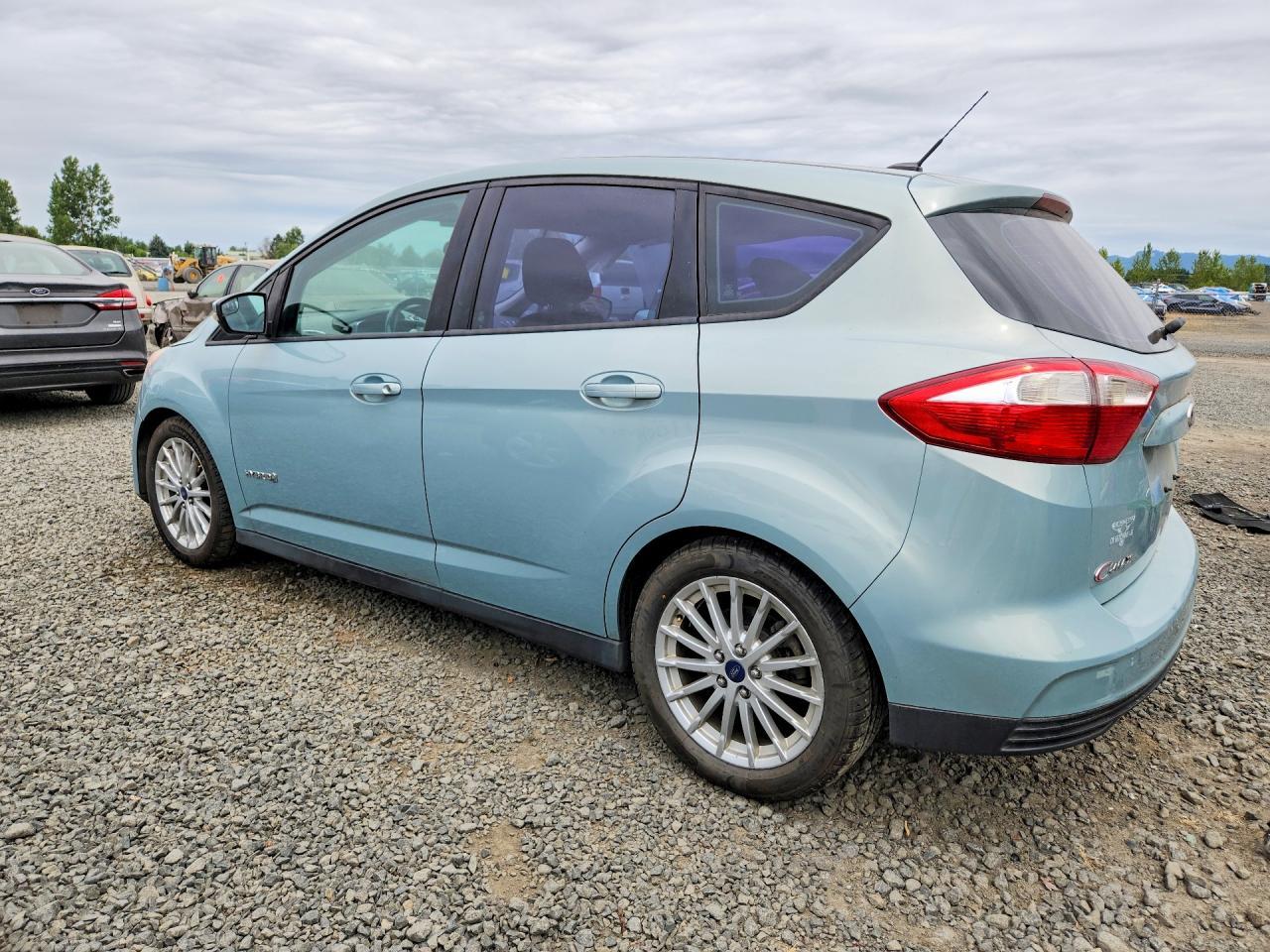 2013 Ford C-Max Se - Image 2