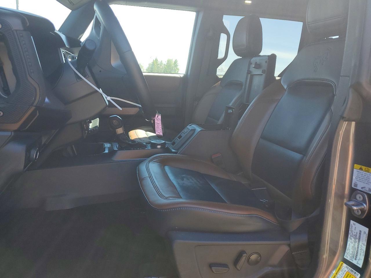 2023 Ford Bronco Base - Фото 7