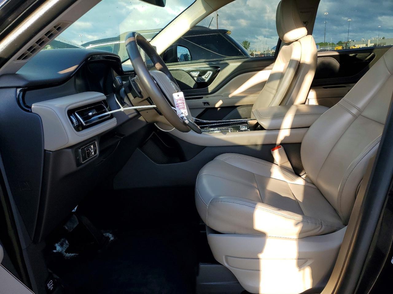 2021 Lincoln Aviator - Фото 7