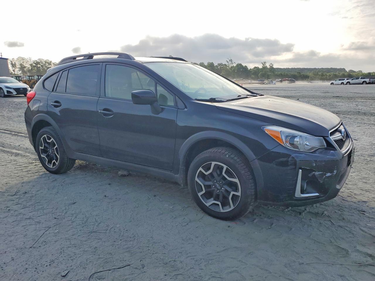 2016 Subaru Crosstrek Premium - Image 4