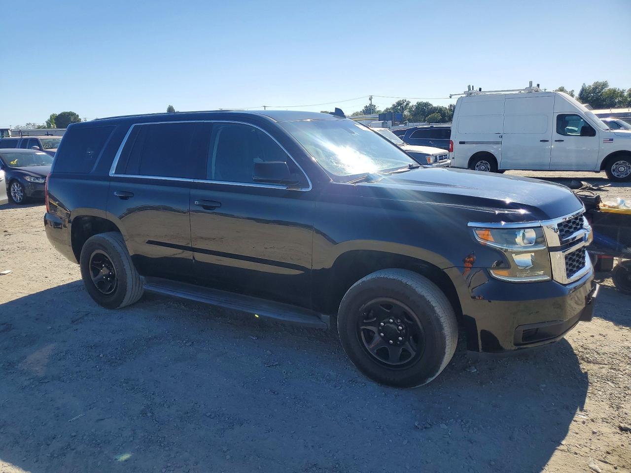 2016 Chevrolet Tahoe Police - Фото 4