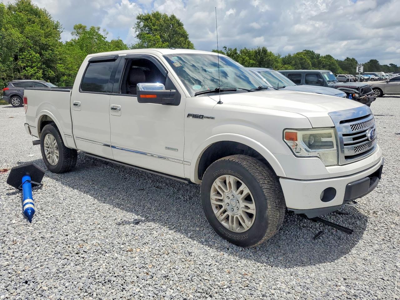 2013 Ford F150 Supercrew - Image 4
