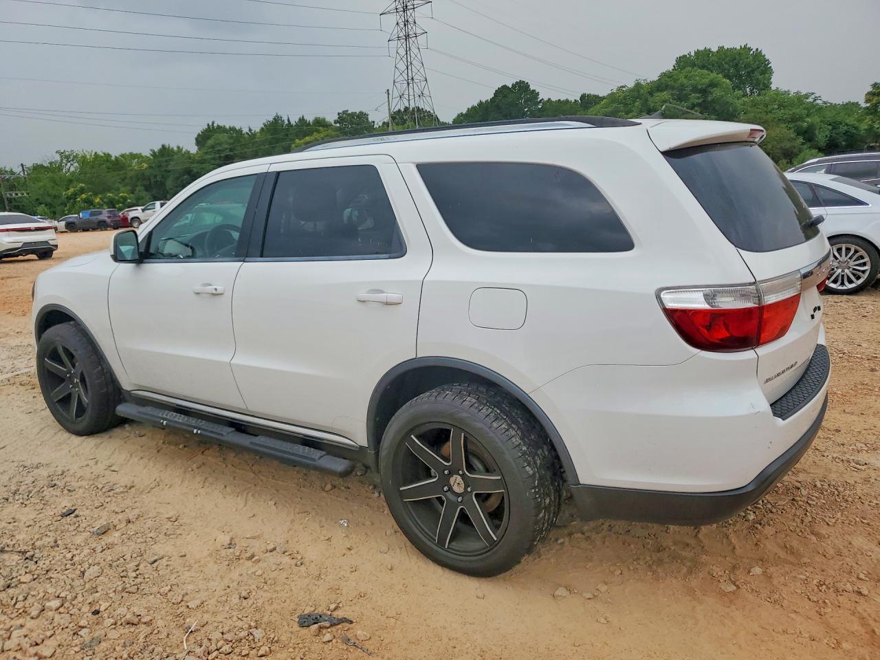 2013 Dodge Durango Sxt - Image 2