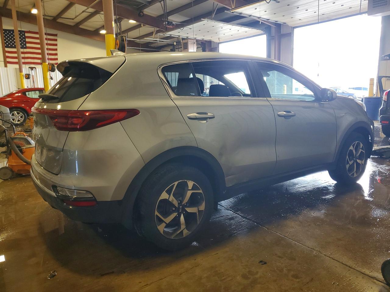 2020 Kia Sportage Lx - Фото 3