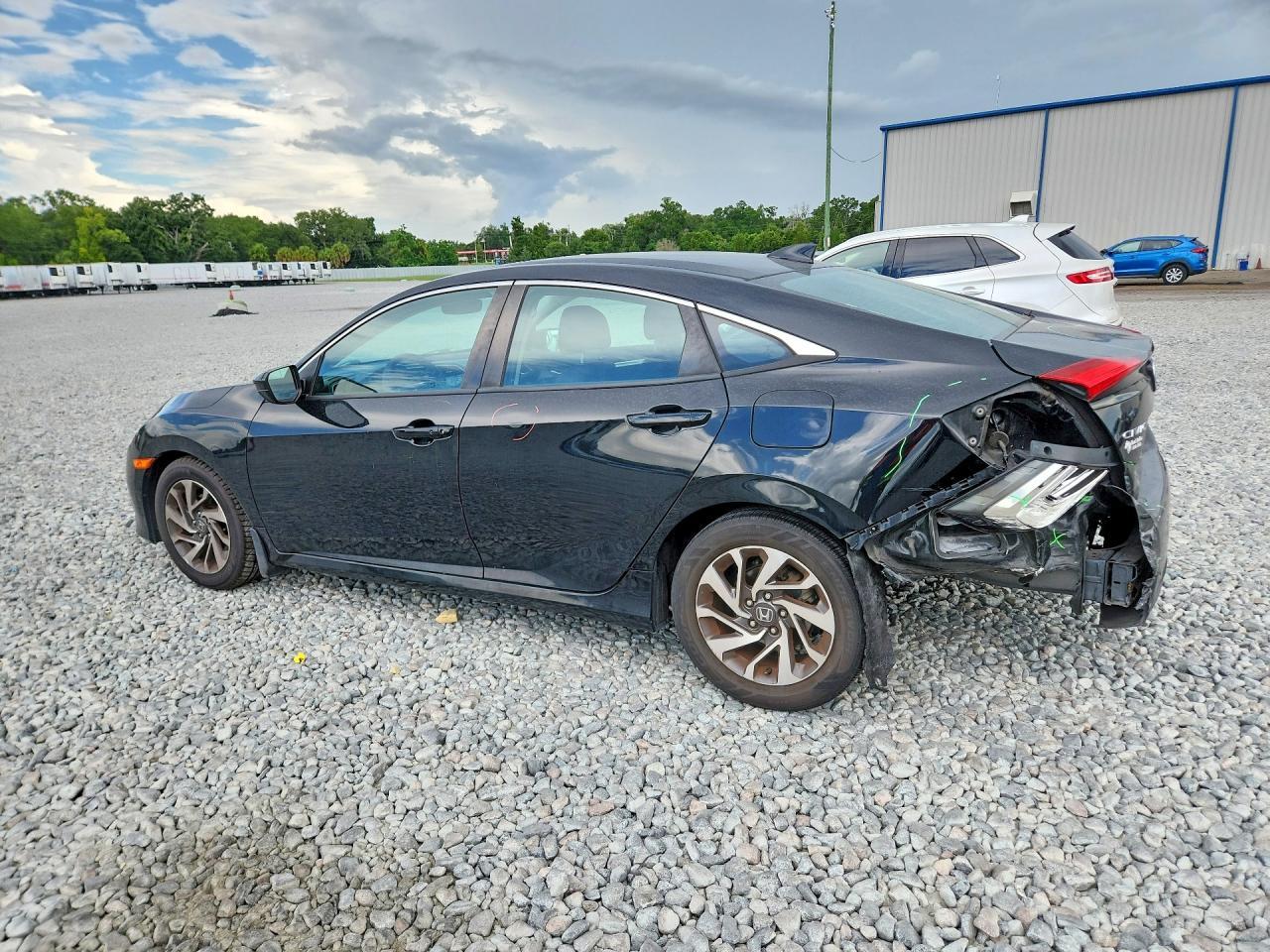 2017 Honda Civic Ex - Фото 2