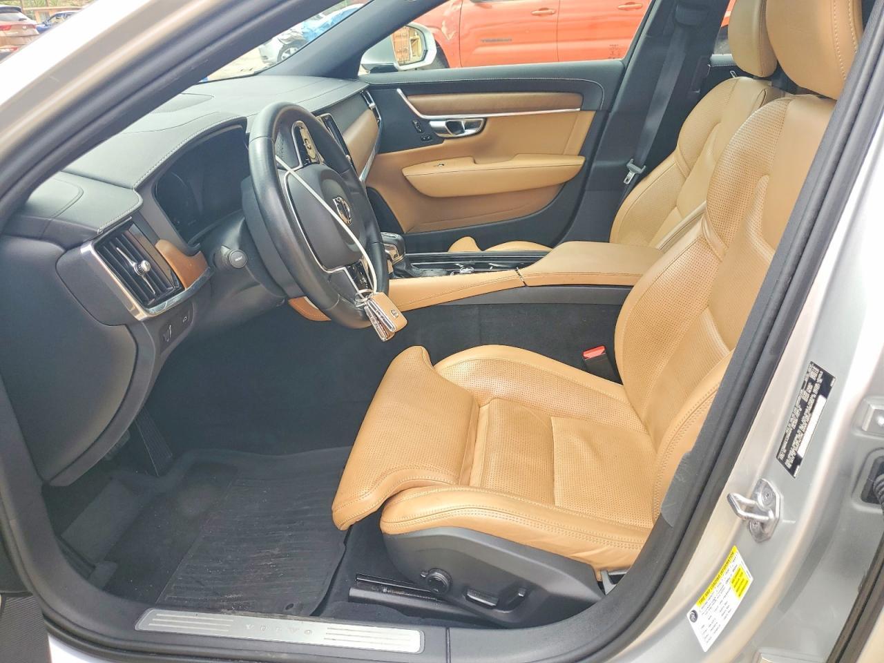 2018 Volvo S90 T6 Inscription - Image 7