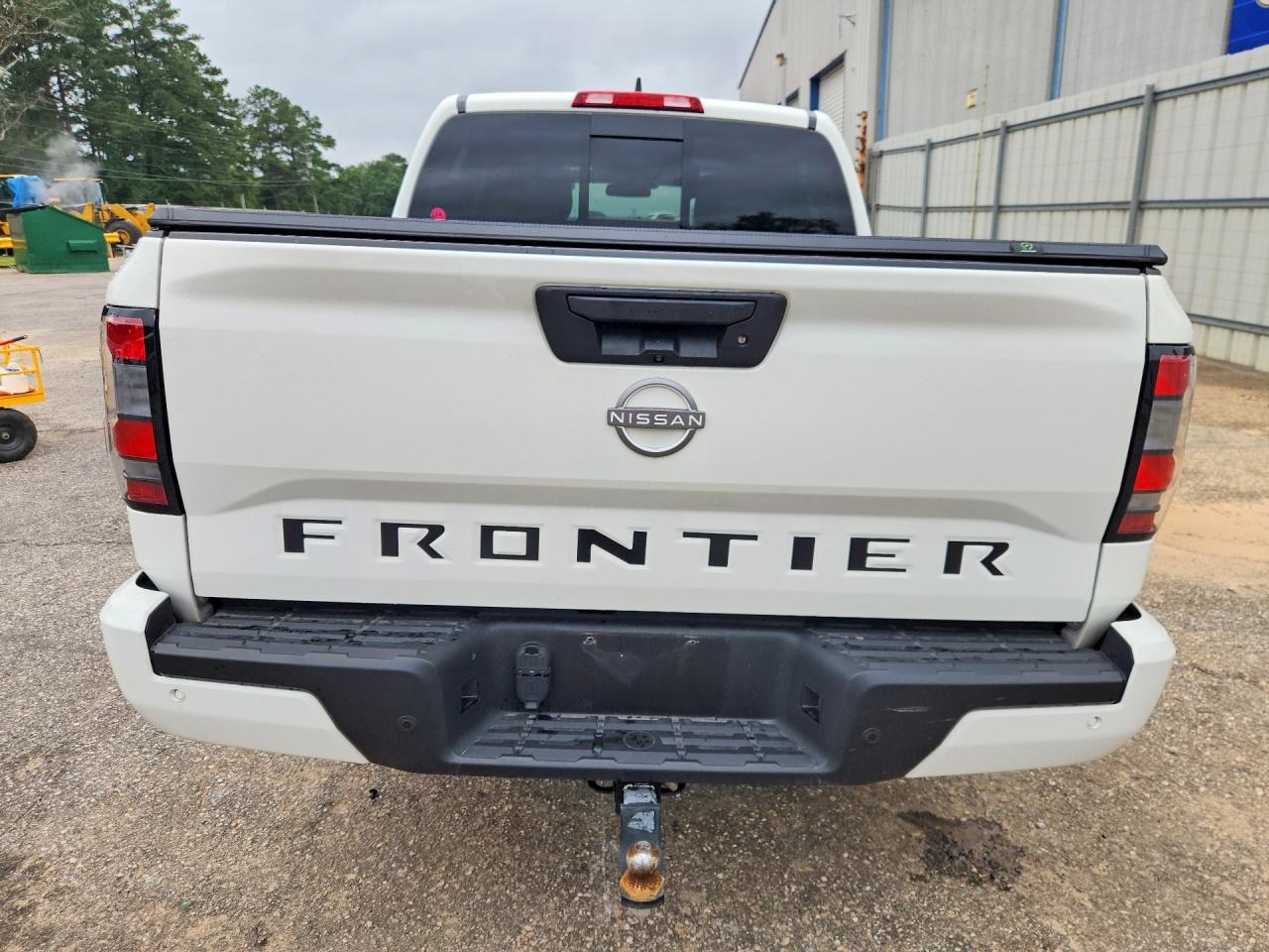 2025 Nissan Frontier Sv - Image 6