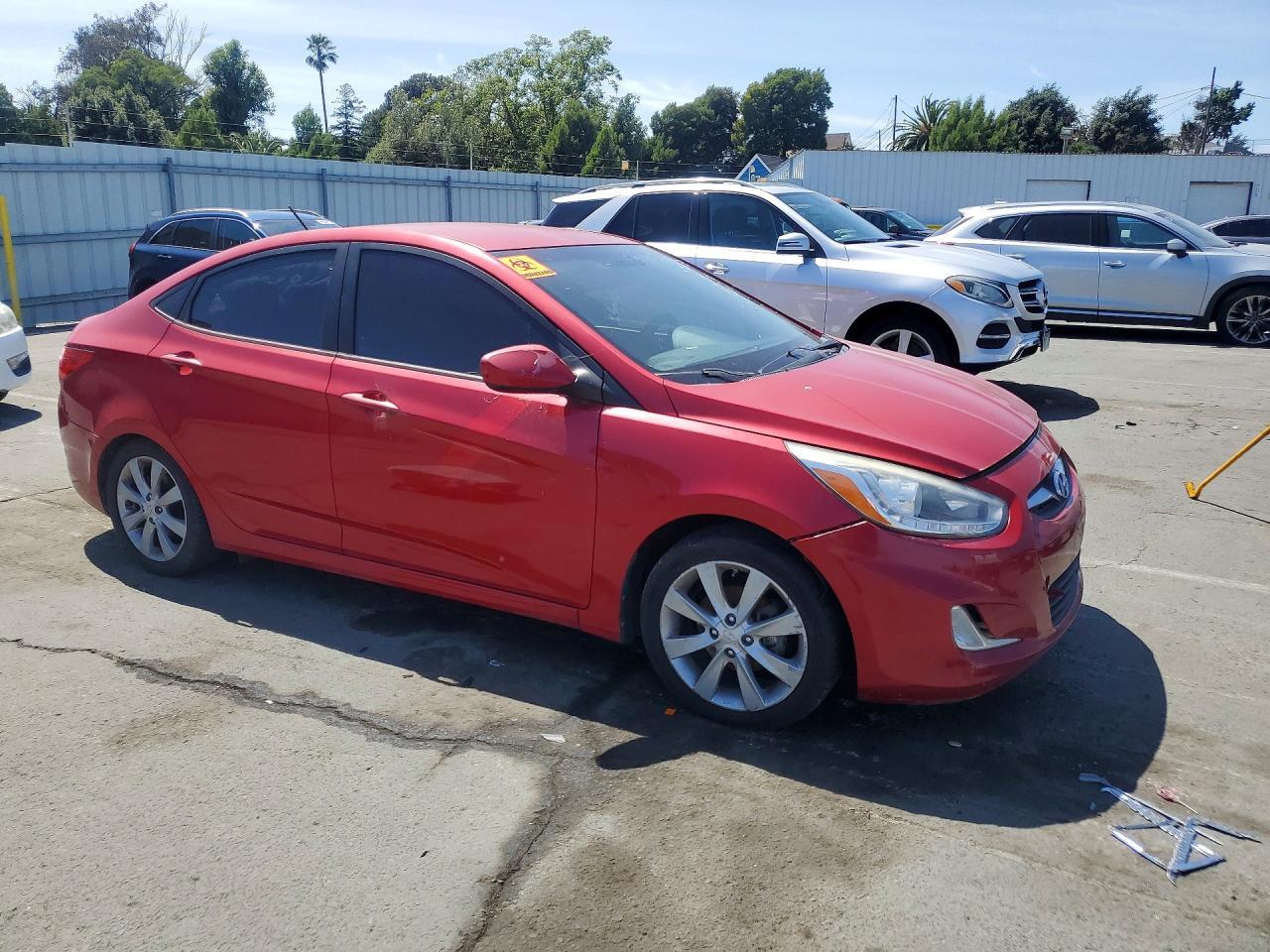 2014 Hyundai Accent Gls - Image 4