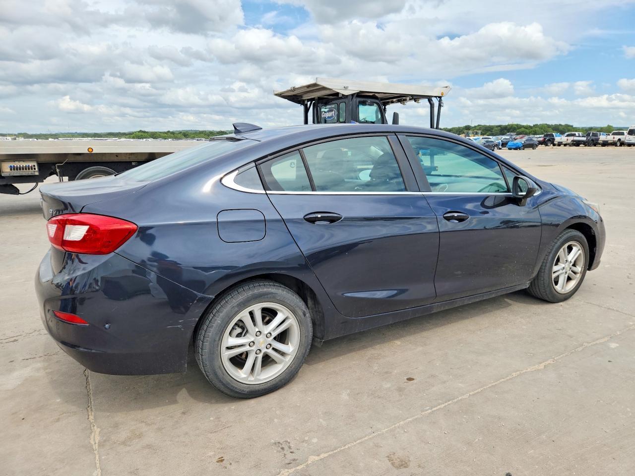 2016 Chevrolet Cruze Lt - Image 3