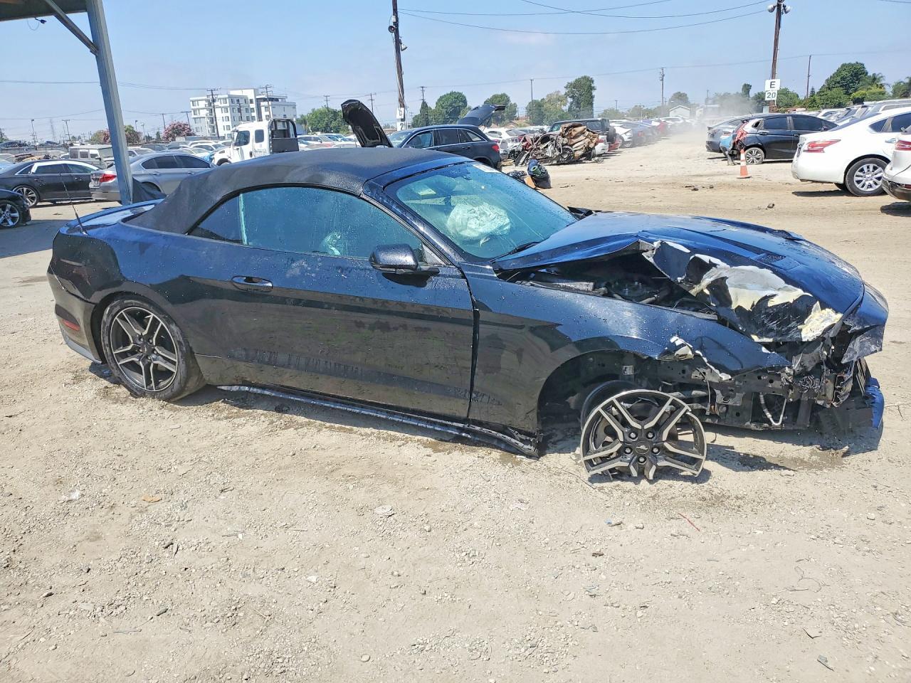 2019 Ford Mustang - Image 4
