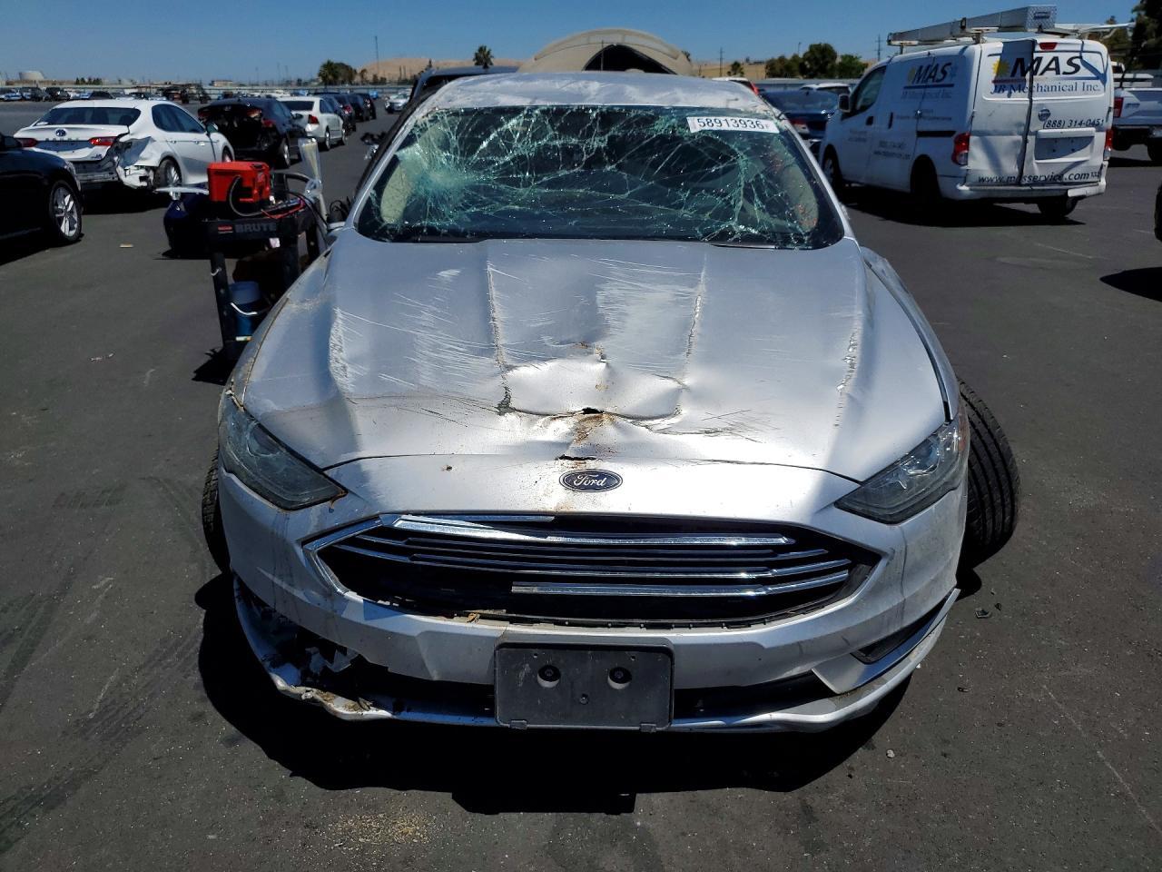 2018 Ford Fusion Se - Фото 5