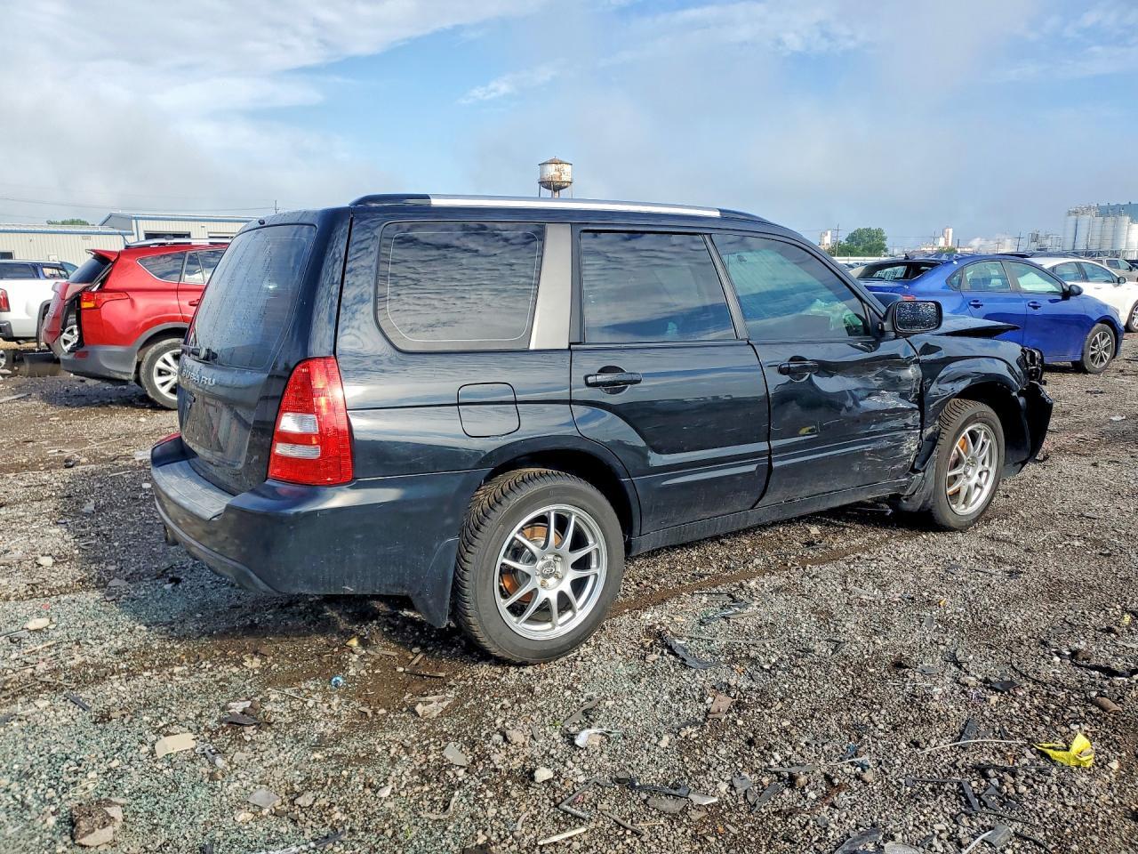 2005 Subaru Forester 2.5Xt - Фото 3
