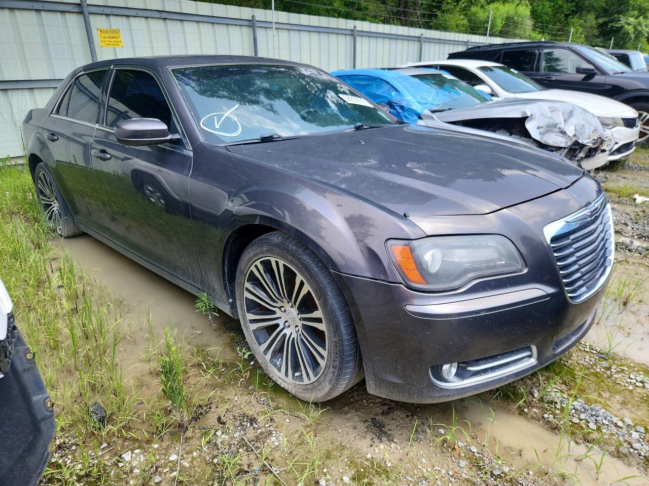 2013 Chrysler 300 S - Фото 6
