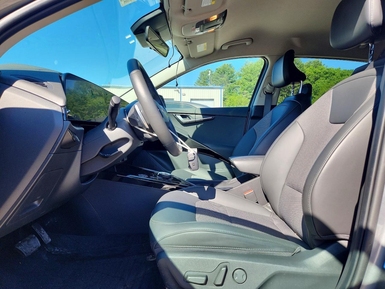 2025 Kia Niro Wind - Image 7