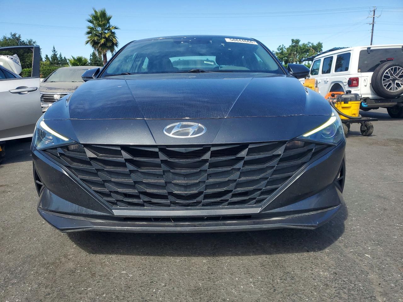 2021 Hyundai Elantra Se - Фото 5