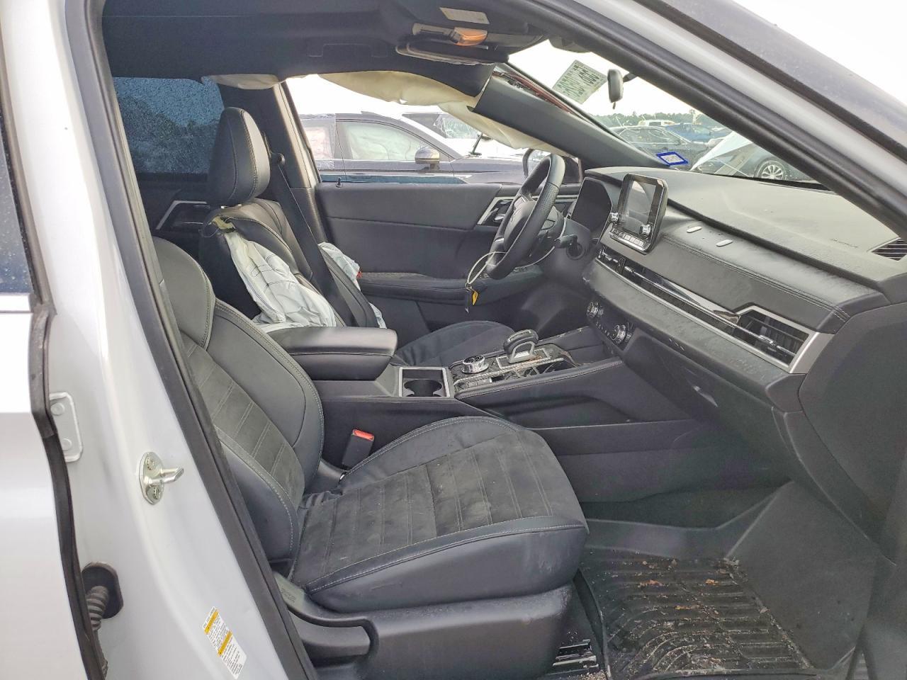 2022 Mitsubishi Outlander Se - Image 7
