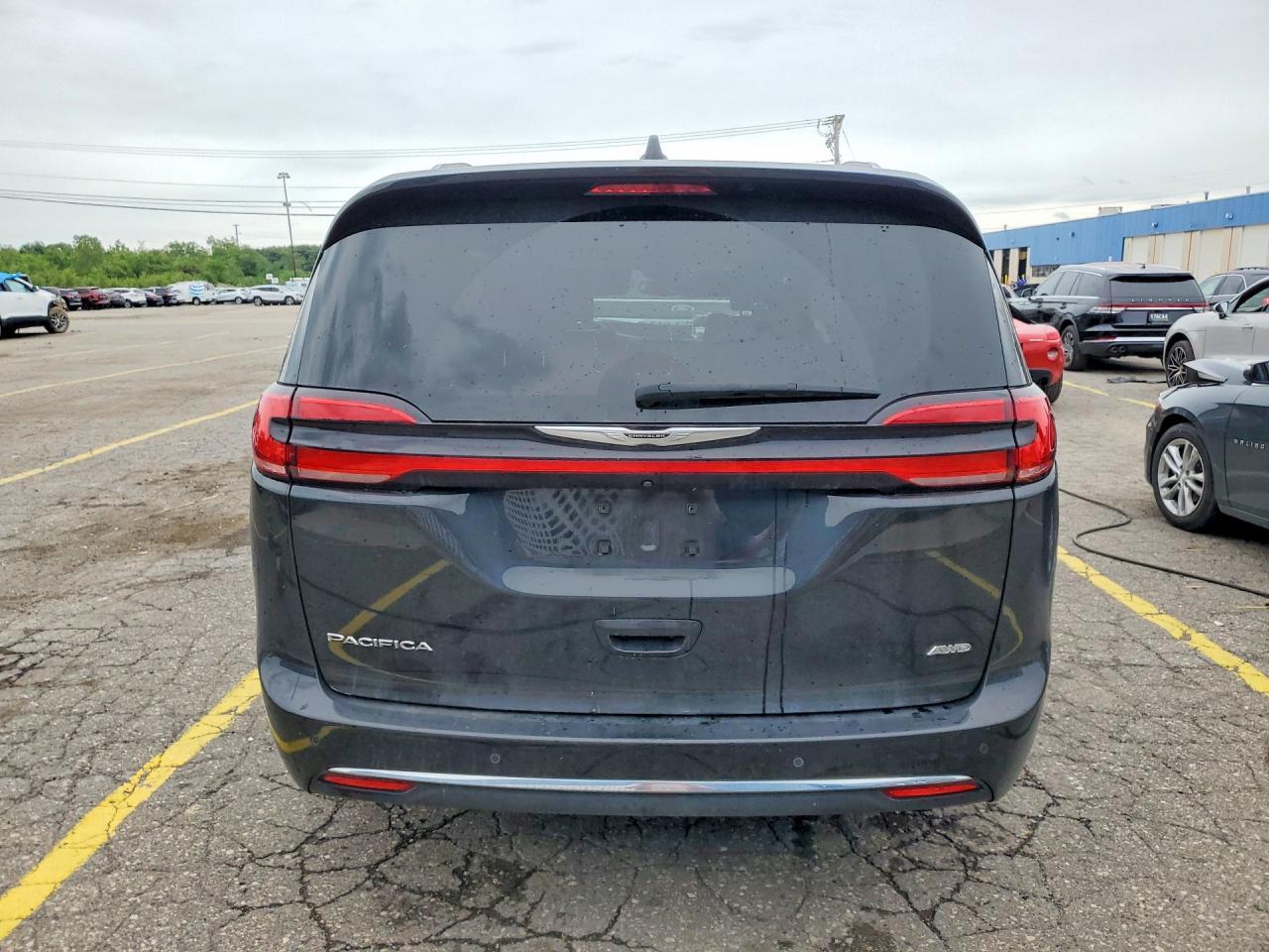 2021 Chrysler Pacifica Touring L - Фото 6
