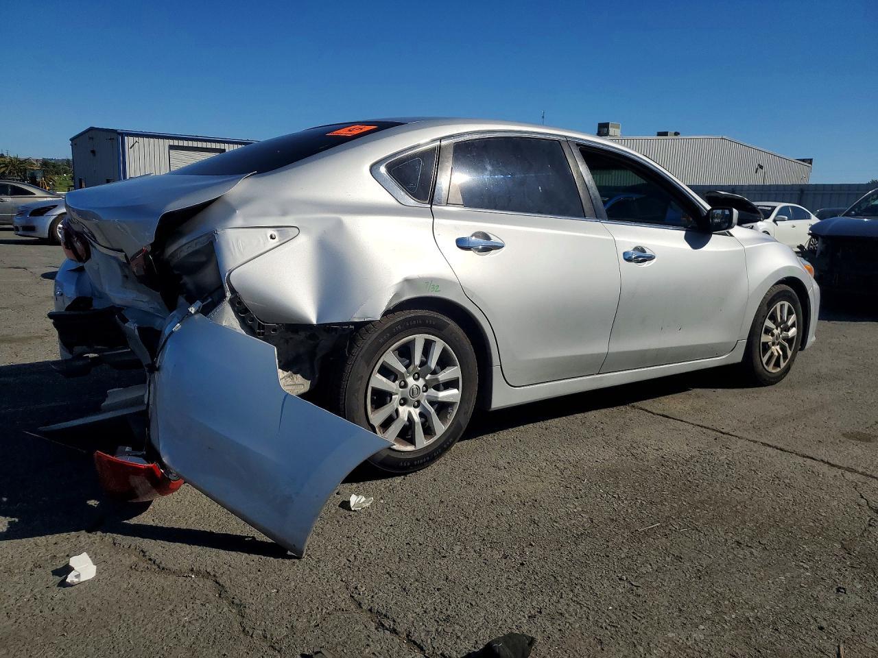 2018 Nissan Altima 2.5 S - Image 3