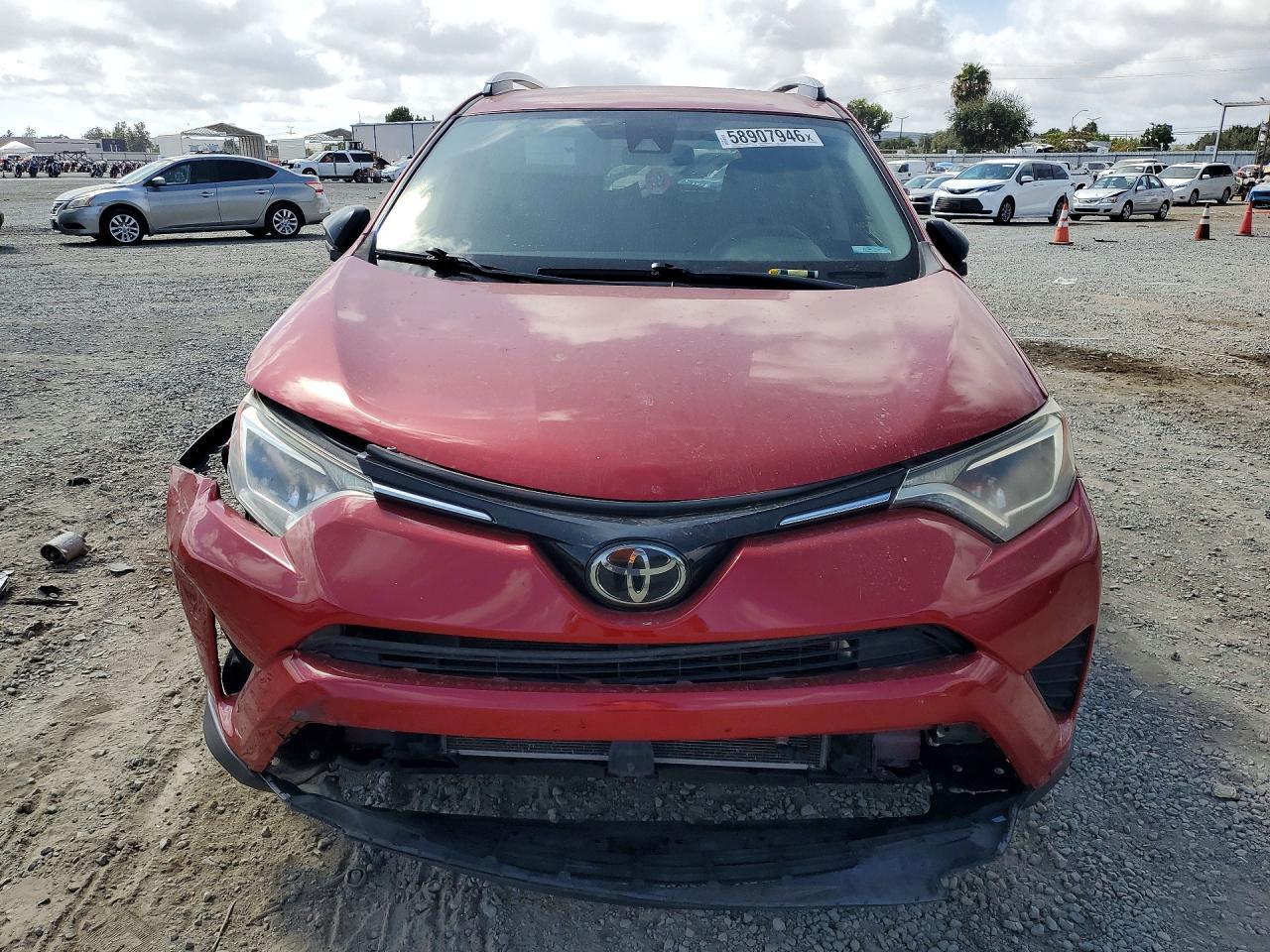 2017 Toyota Rav4 Le - Image 5