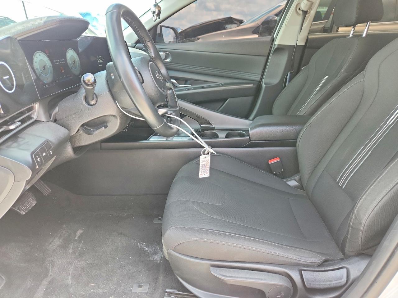 2023 Hyundai Elantra Sel - Фото 7