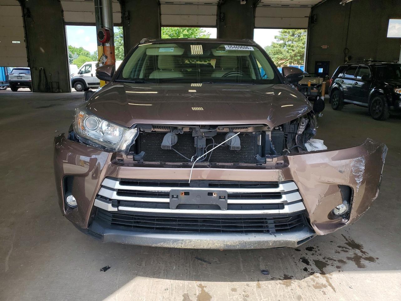 2017 Toyota Highlander Xle - Фото 5