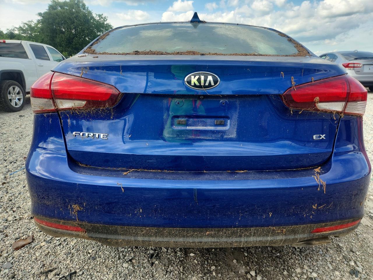 2018 Kia Forte Ex - Image 6