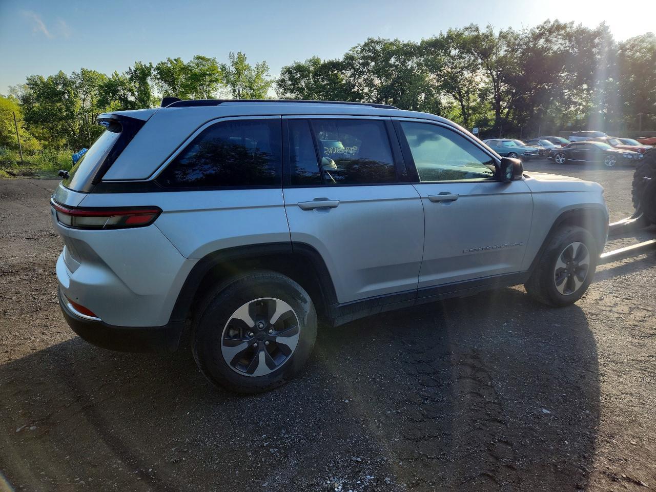 2023 Jeep Grand Cherokee Limited 4Xe - Фото 3