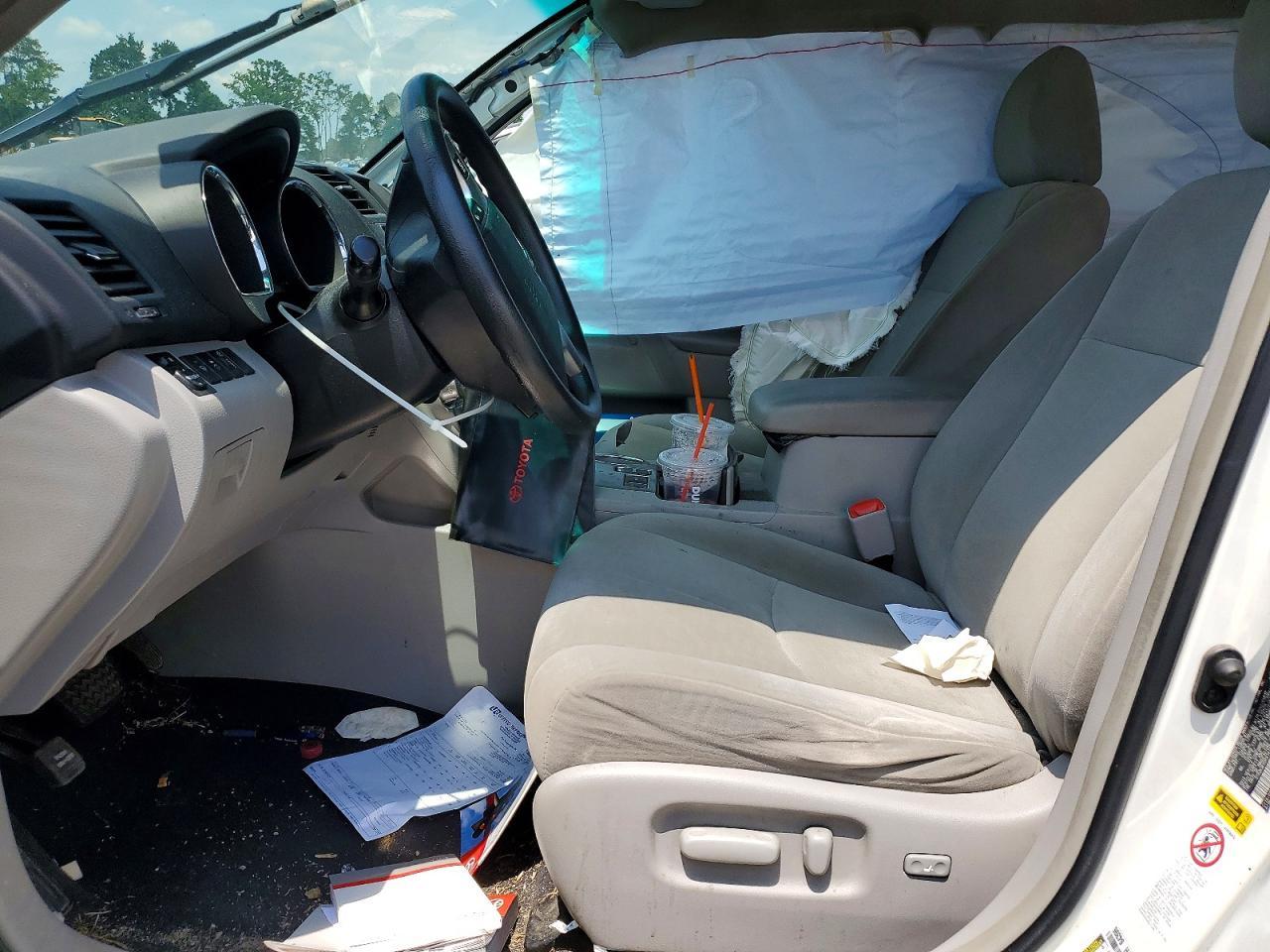 2013 Toyota Highlander Plus - Фото 7