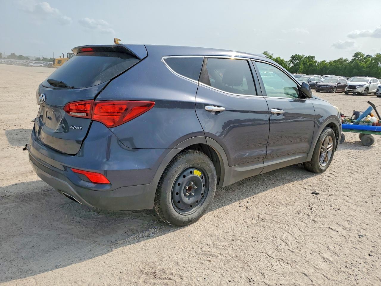 2017 Hyundai Santa Fe Sport 2.4L - Фото 3