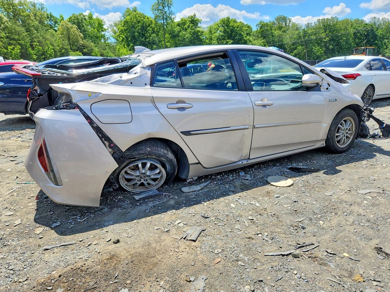 2021 Toyota Prius Prime Limited - Image 3