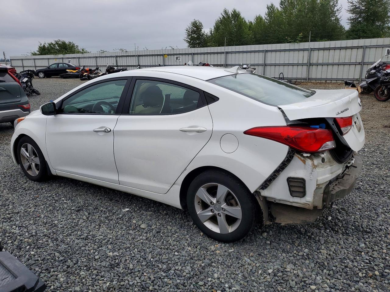 2013 Hyundai Elantra Gls - Фото 2