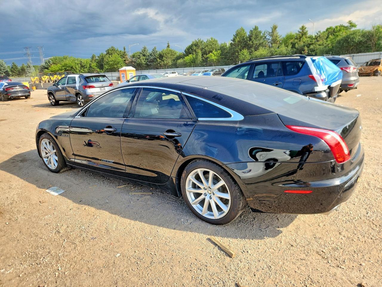 2012 Jaguar Xj - Фото 2