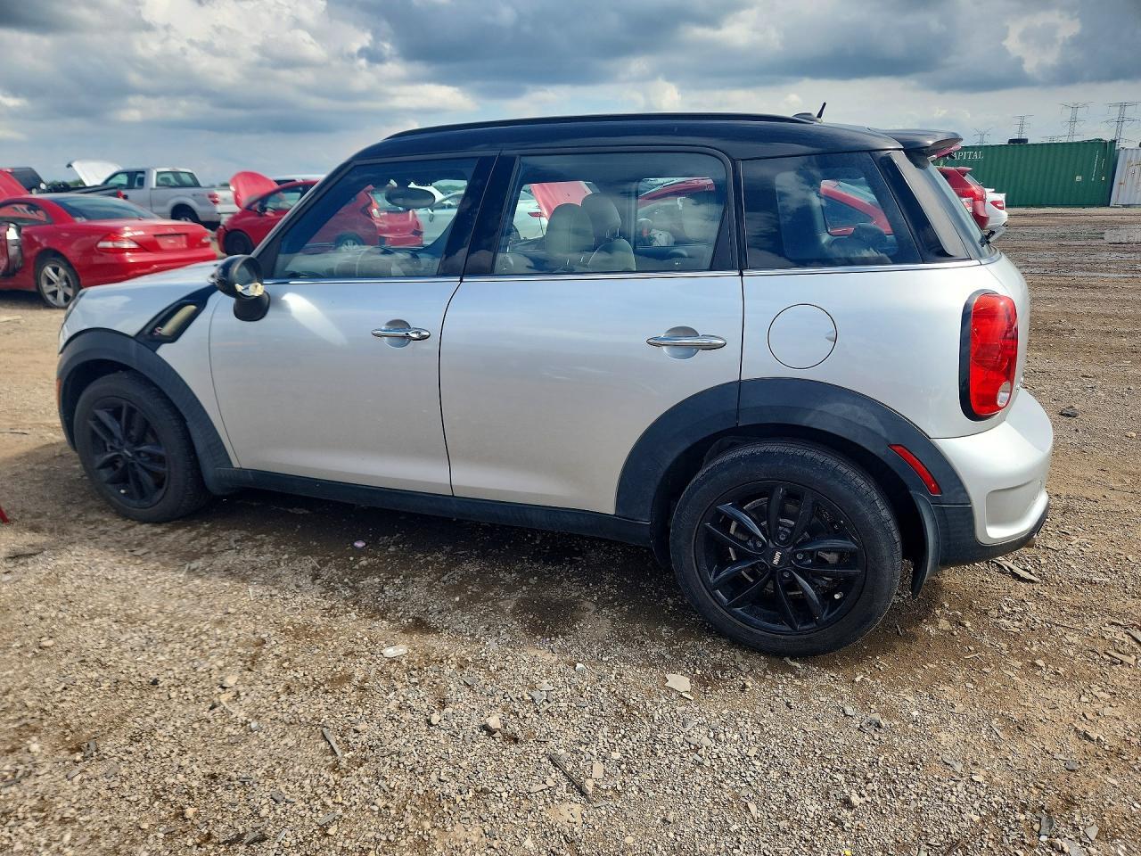 2015 Mini Cooper S Countryman - Image 2