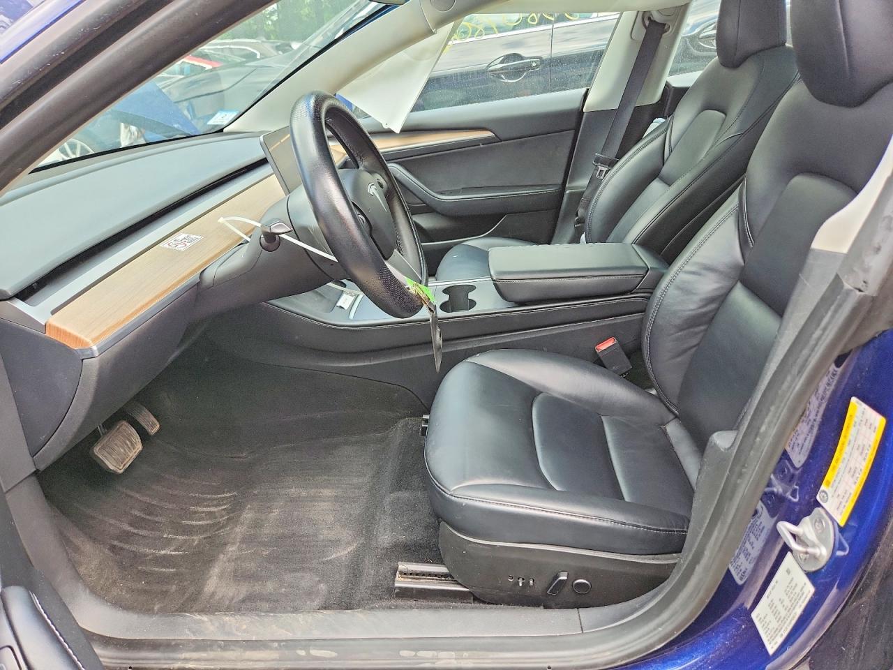 2023 Tesla Model 3 - Фото 7