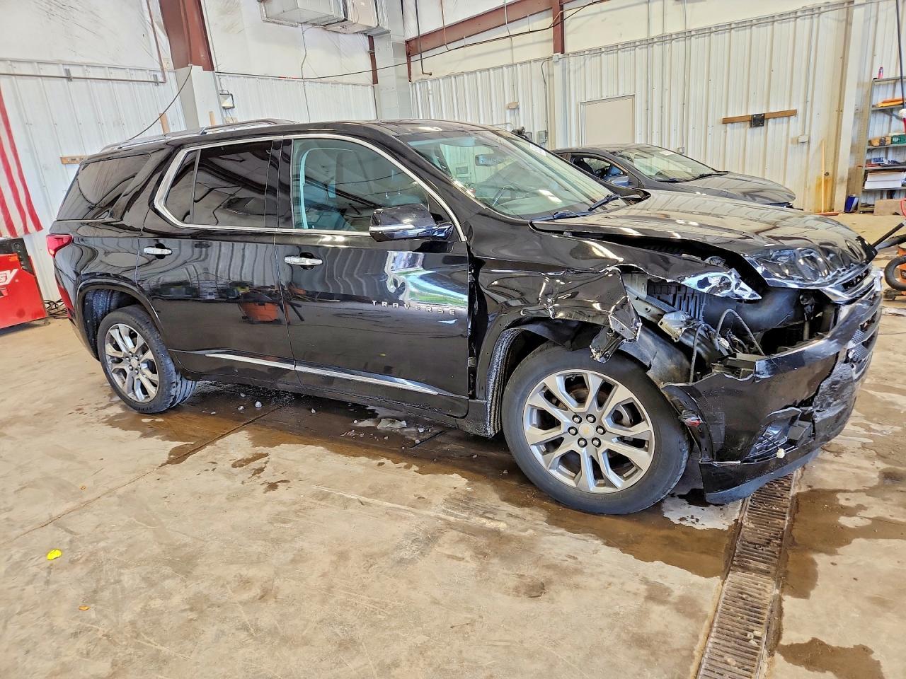 2019 Chevrolet Traverse Premier - Фото 4