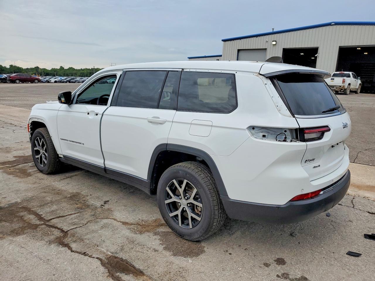 2023 Jeep Grand Cherokee L Limited - Фото 2