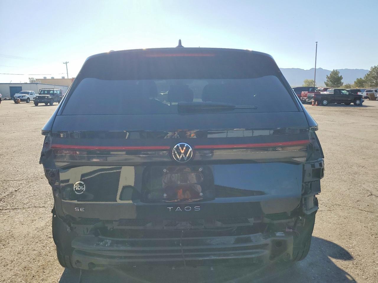 2025 Volkswagen Taos Se - Фото 6