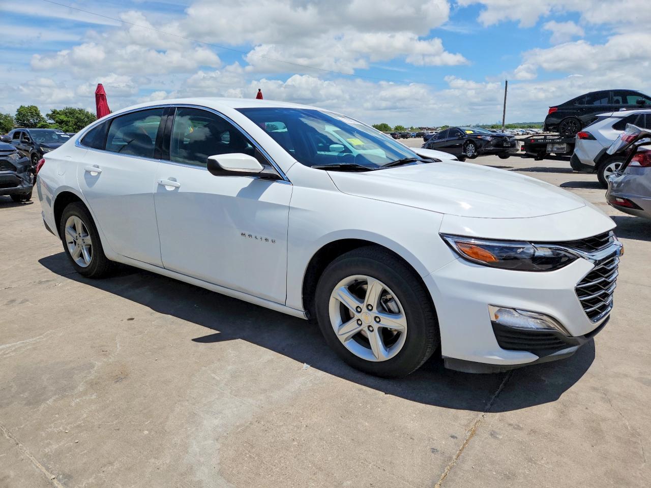 2024 Chevrolet Malibu Ls - Image 4