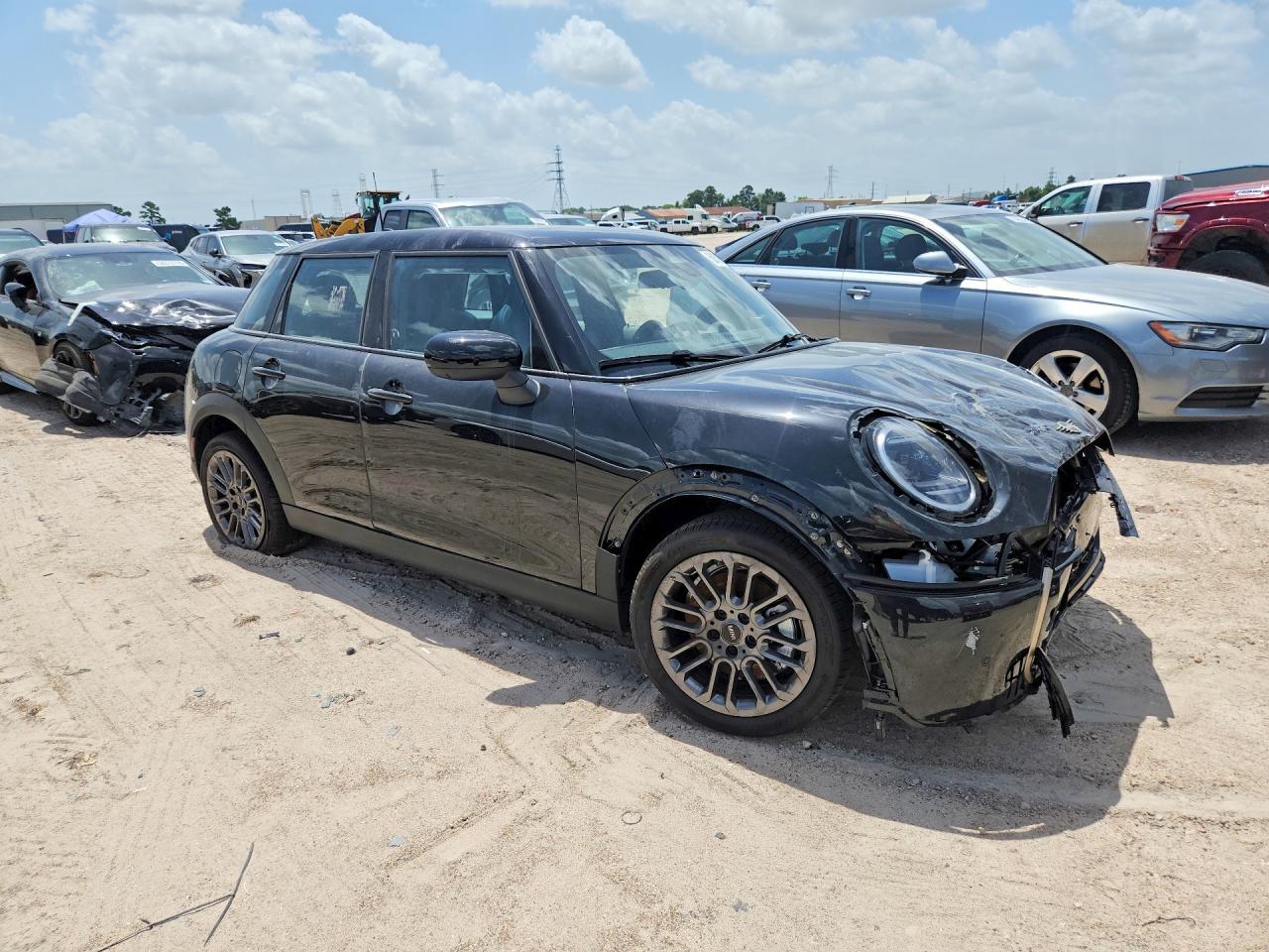 2026 Mini Cooper S - Фото 4