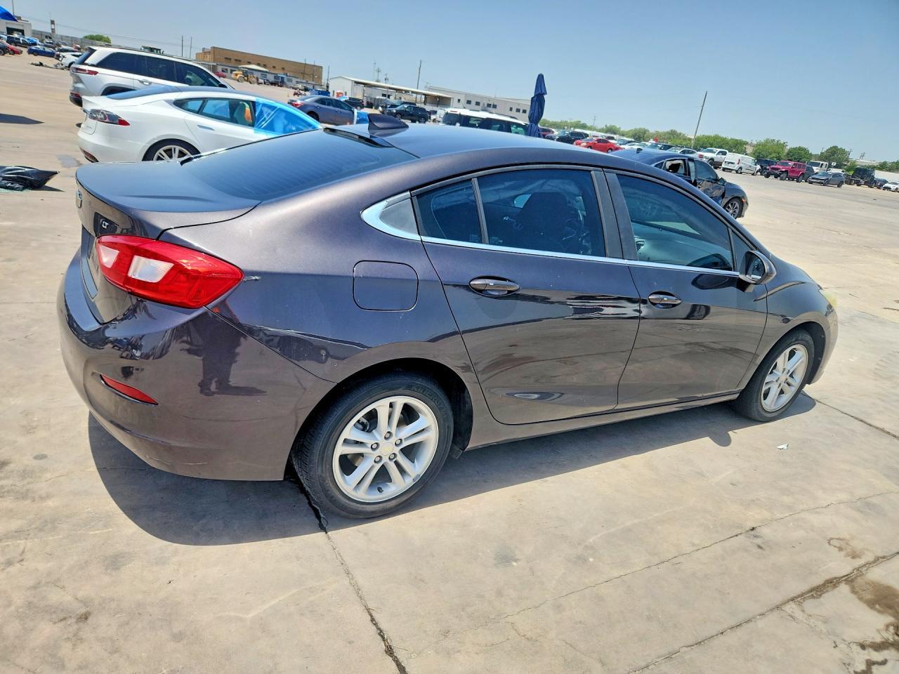 2017 Chevrolet Cruze Lt - Фото 3