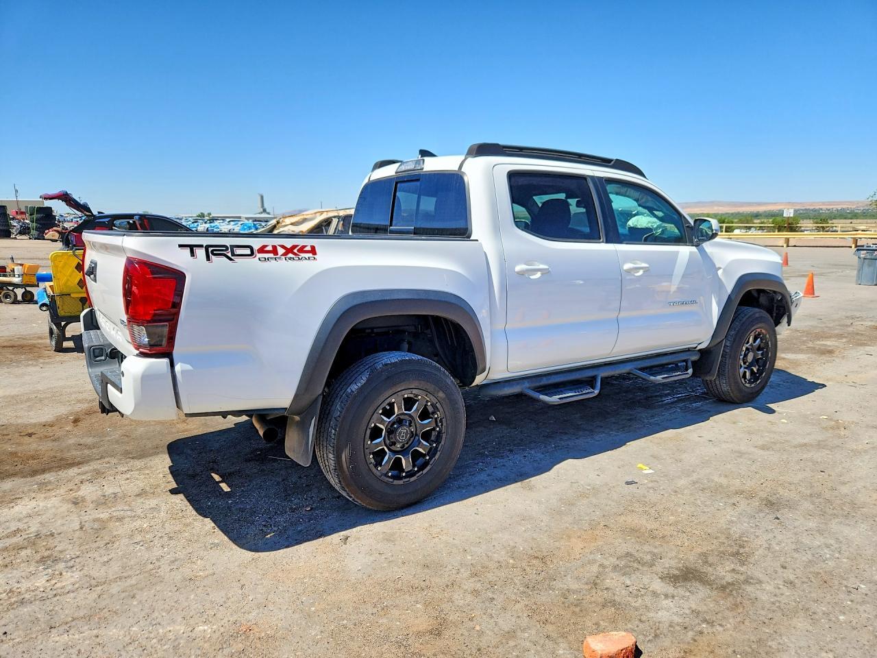 2019 Toyota Tacoma Trd Off-Road - Фото 3