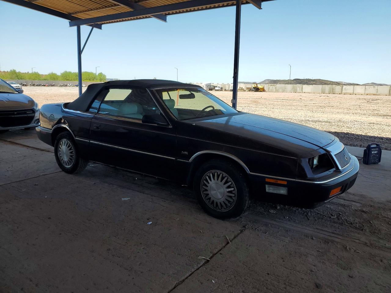 1990 Chrysler Lebaron Premium - Image 4